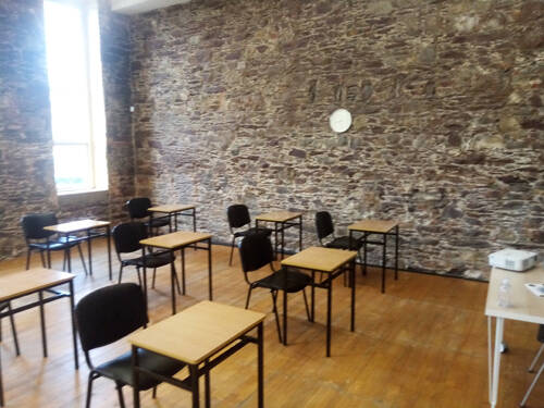 Cork English Academy Okul Fotoğrafı 10