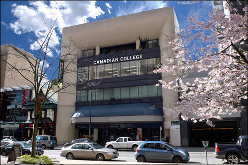 Canadian College of English Language - CCEL Okul Fotoğrafı 2