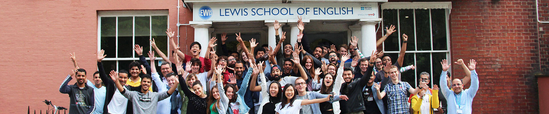 Lewis School of English görseli
