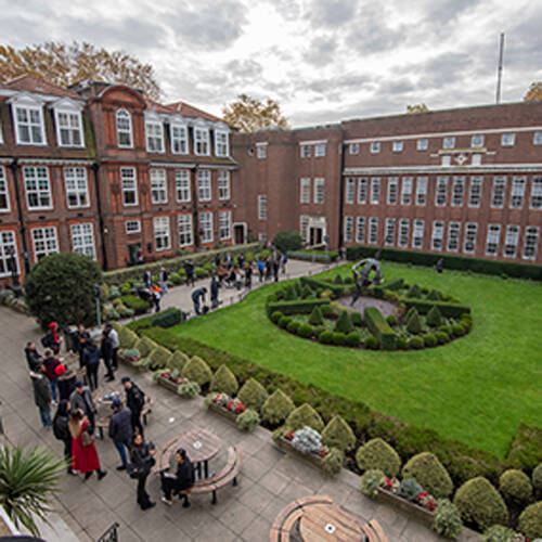 Regent`s University London Okul Fotoğrafı 10