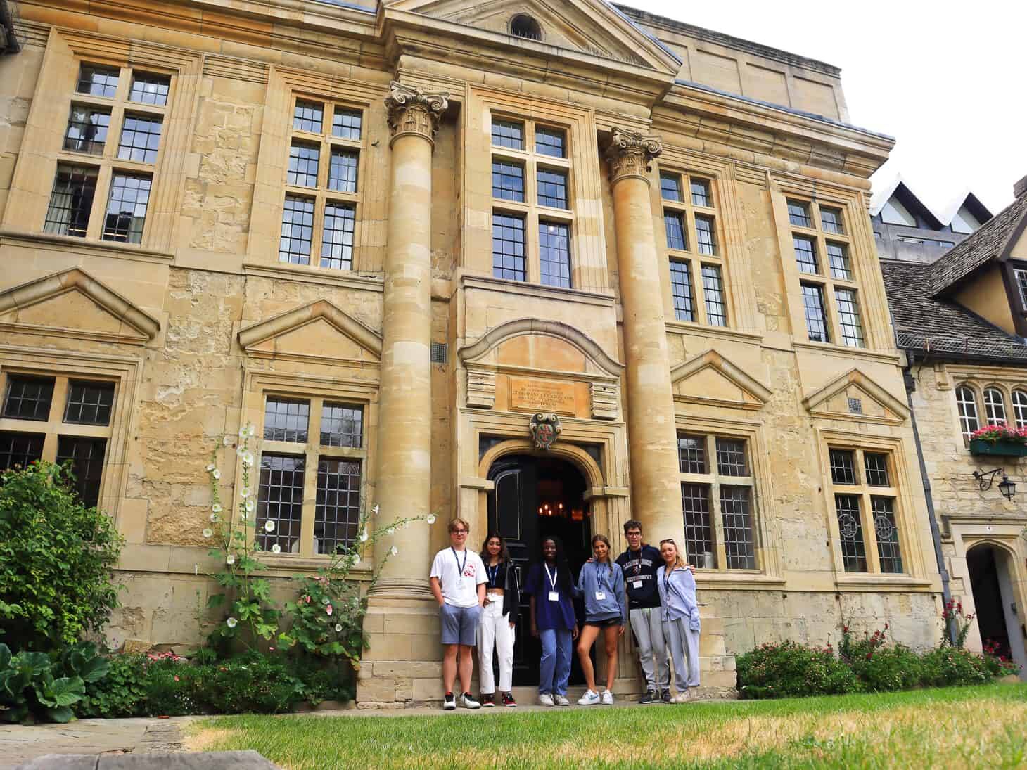 Immerse Education - Oxford Yaz Okulu Okul Fotoğrafı 8