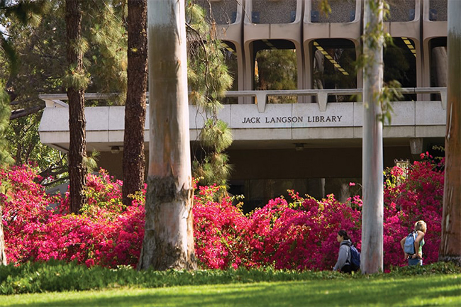 University of California Irvine (UCI) - Extension Okul Fotoğrafı 5