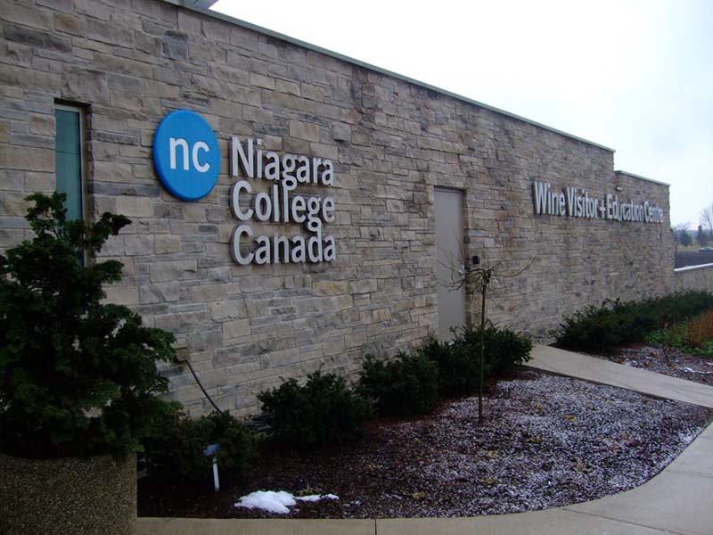 Niagara College Okul Fotoğrafı 3
