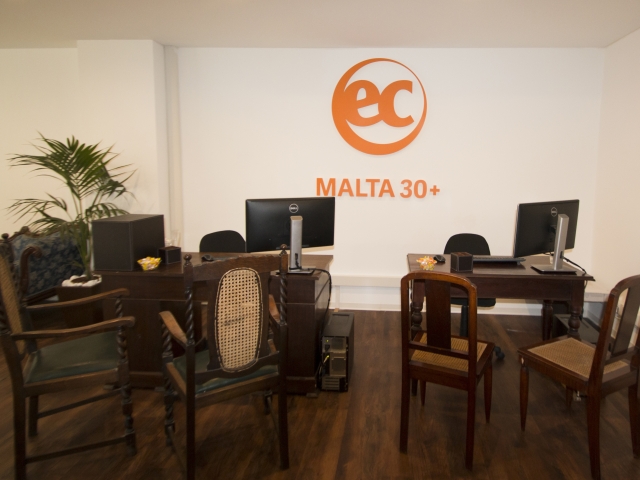 EC English - Malta 30+ Okul Fotoğrafı 1