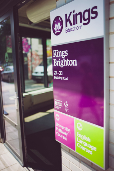 KINGS EDUCATION - BRIGHTON Okul Fotoğrafı 7