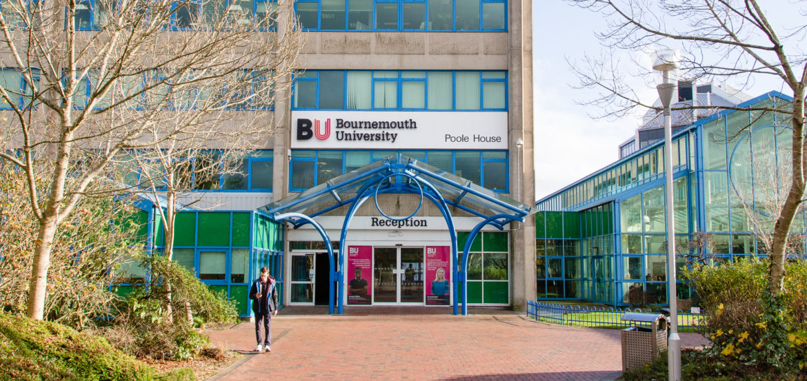 Bournemouth University Okul Fotoğrafı 1
