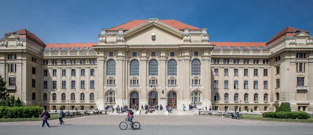 Debrecen Üniversitesi