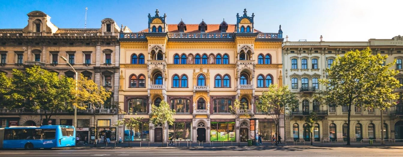 Eötvös Lorand Üniversitesi