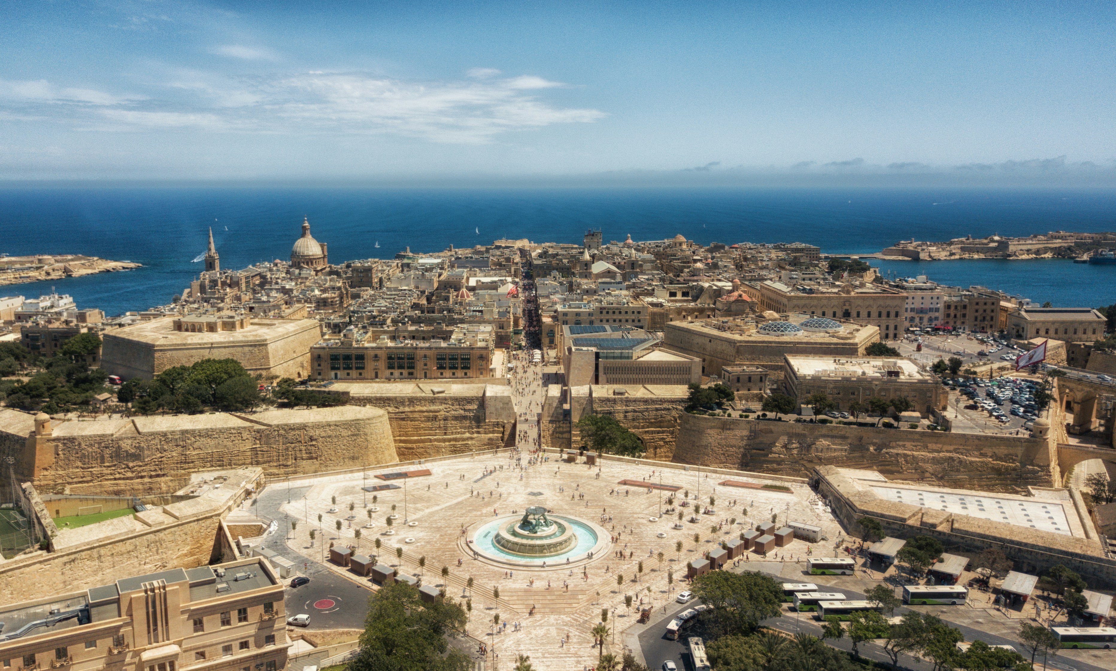 EC English - Malta görseli