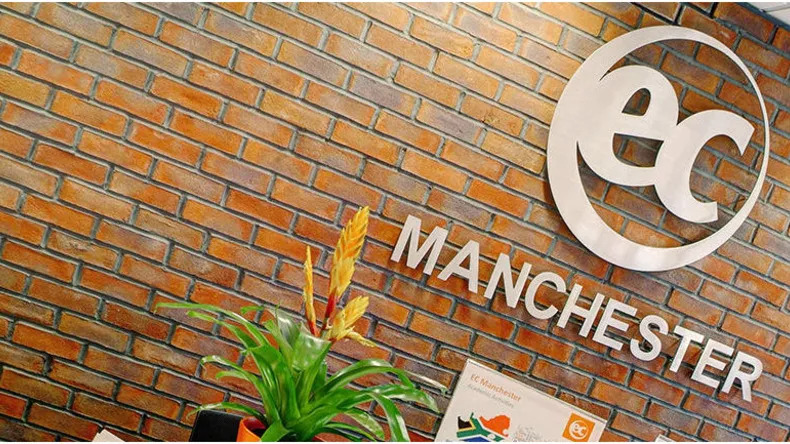 EC English - Manchester Ana Okul Fotoğrafı