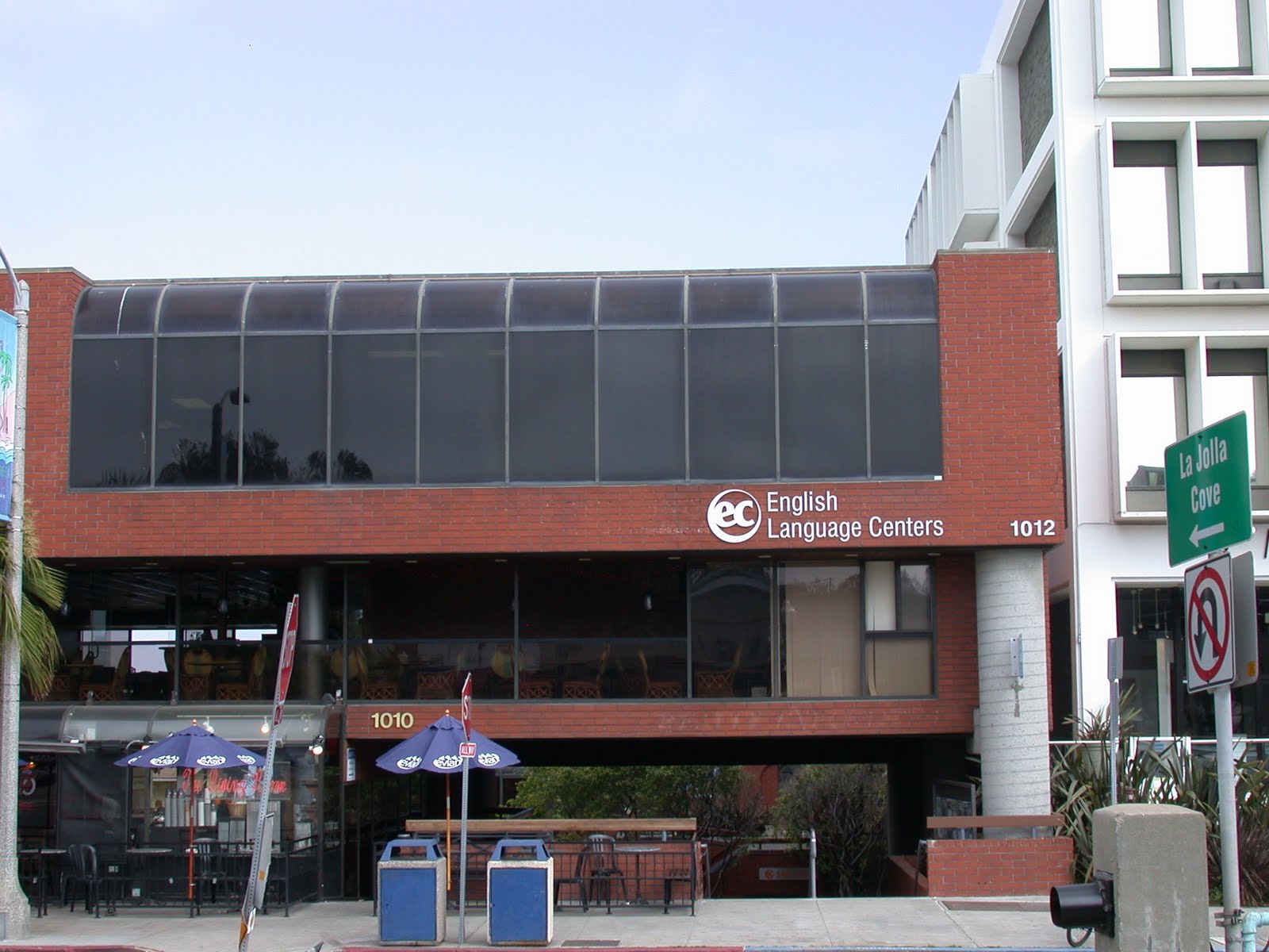 EC English - San Diego Ana Okul Fotoğrafı