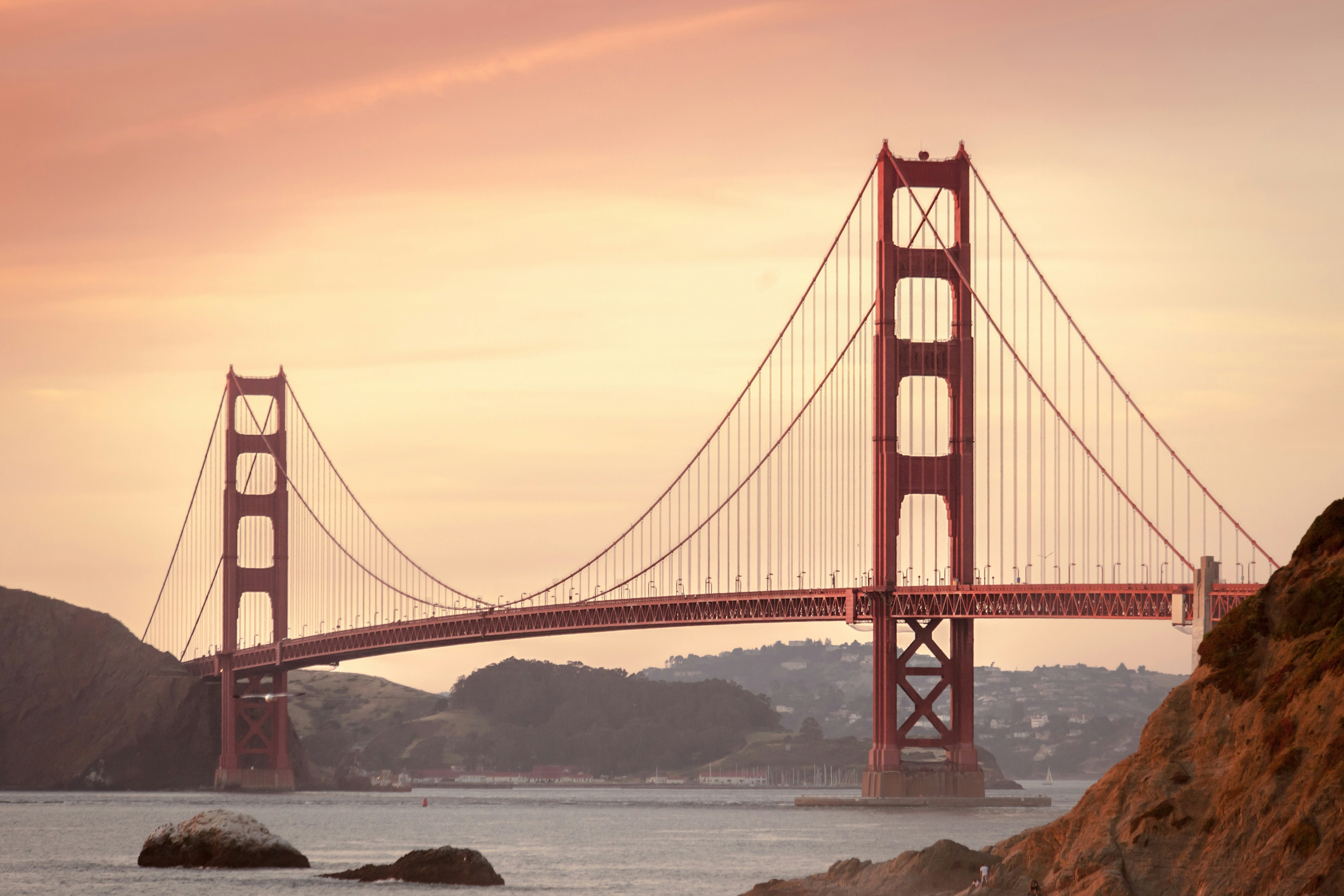 EC English - San Francisco görseli