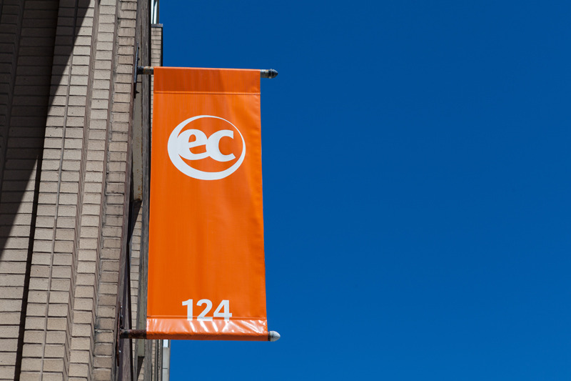 EC English - Toronto Ana Okul Fotoğrafı