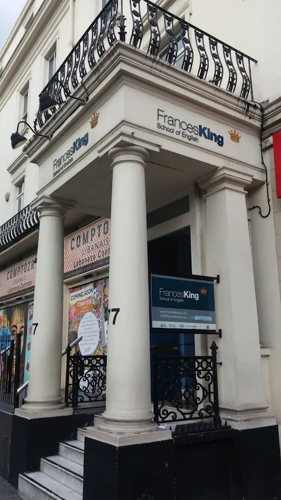 Frances King - London Ana Okul Fotoğrafı