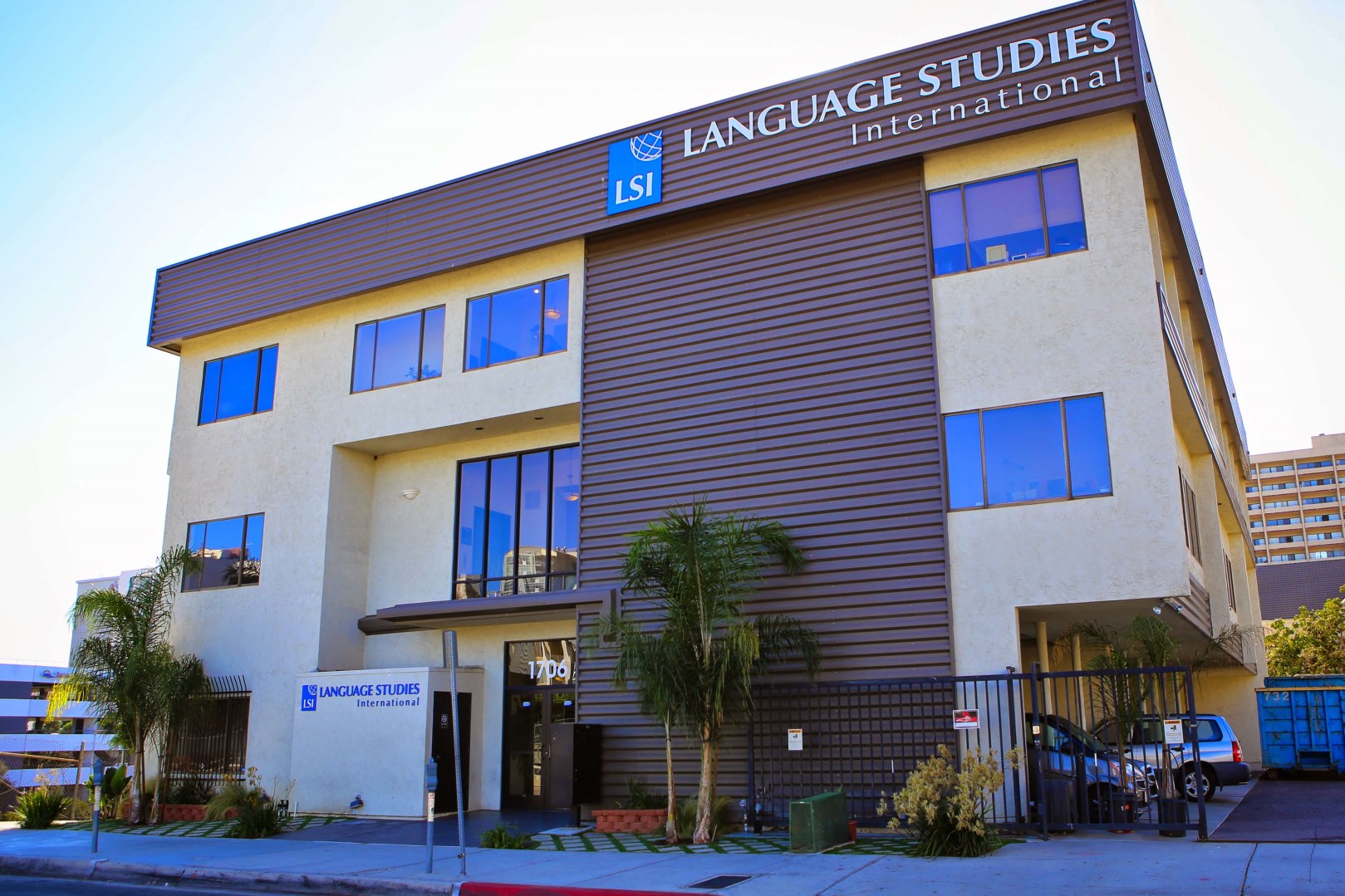 LSI - San Diego Ana Okul Fotoğrafı