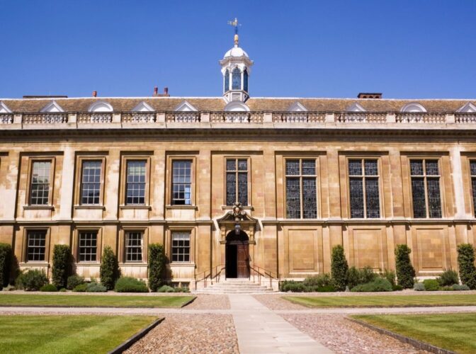 Oxford Royale Academy - Cambridge Yaz Okulu Okul Fotoğrafı 10