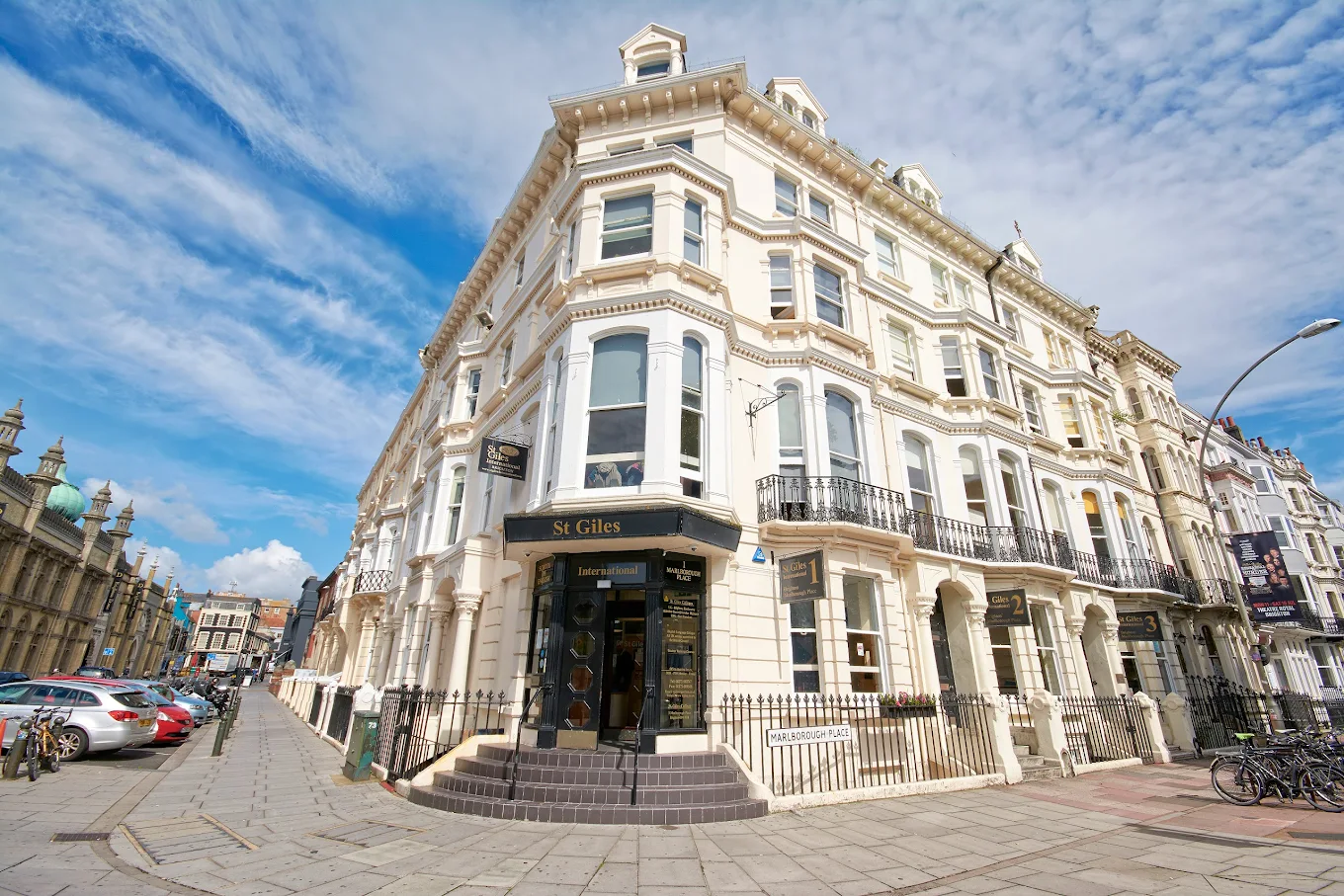 St. Giles International - Brighton Aile Programı Ana Okul Fotoğrafı