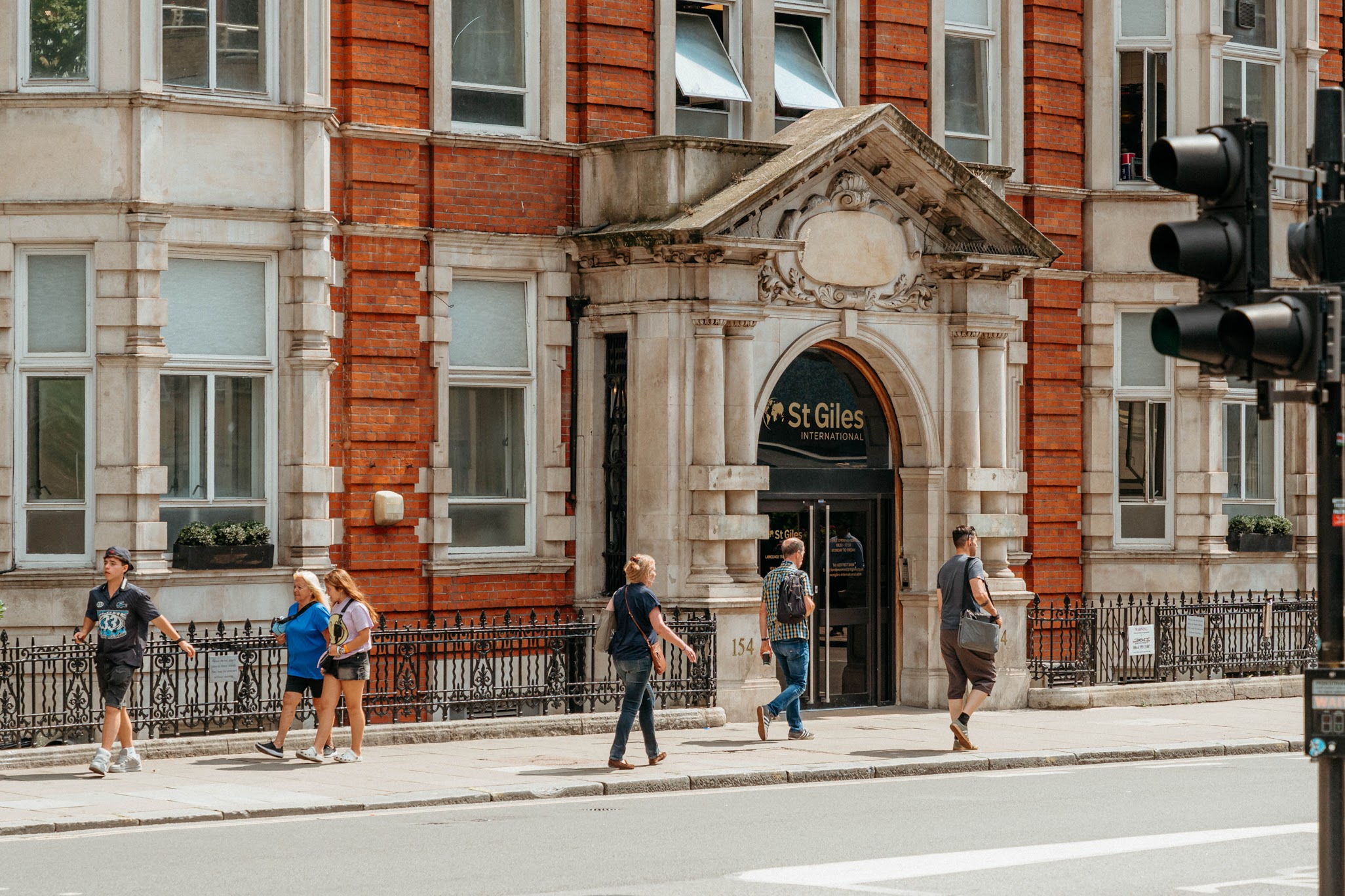 St. Giles International - London Central Aile Programı görseli