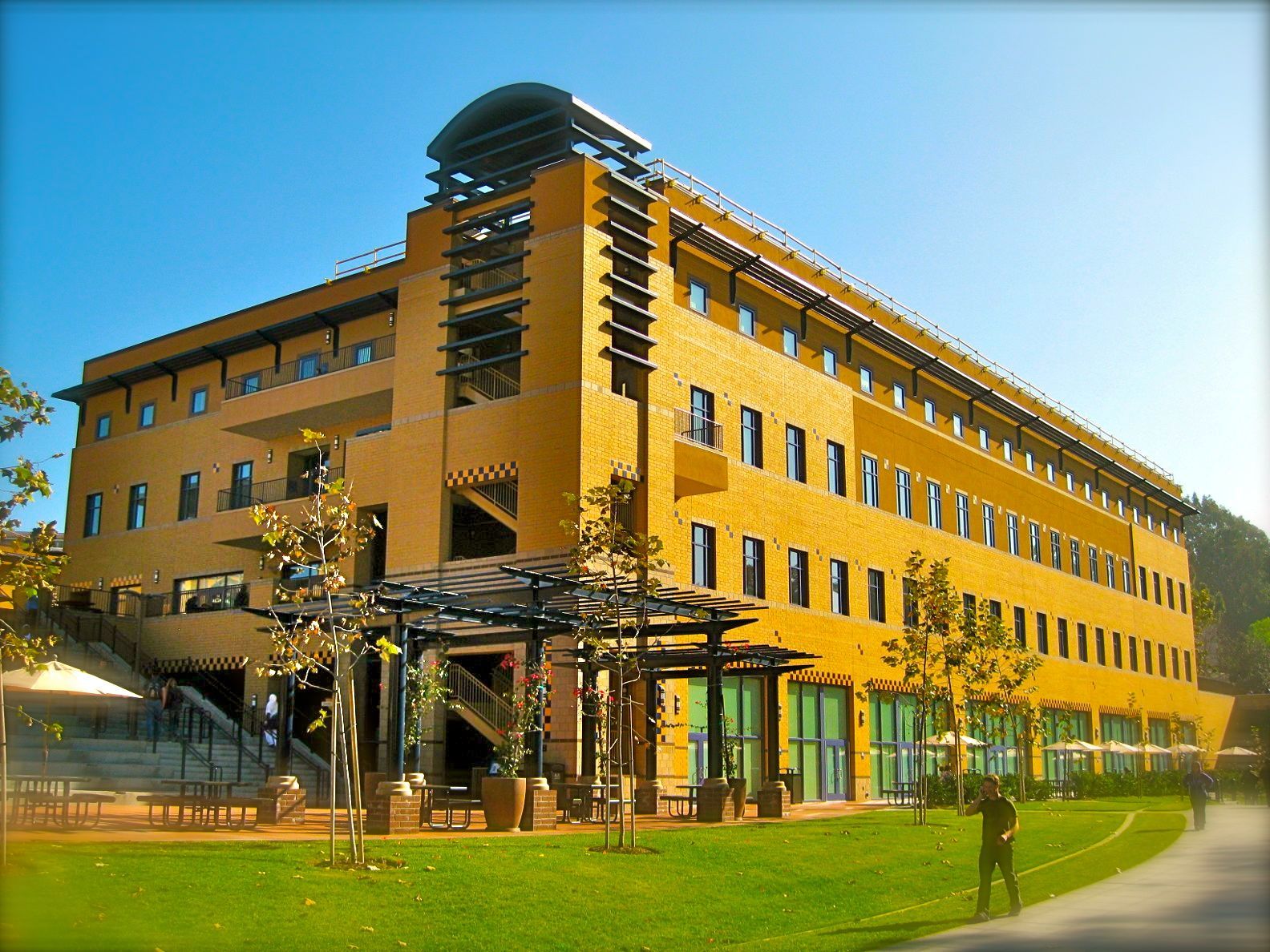 University of California Irvine (UCI) Extension Ana Okul Fotoğrafı